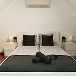 Pintes 38 A Apartment *