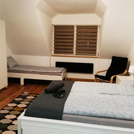 Pintes 38 A Apartament *